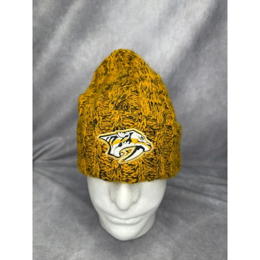 Nashville Predators NHL hockey beanie women’s
